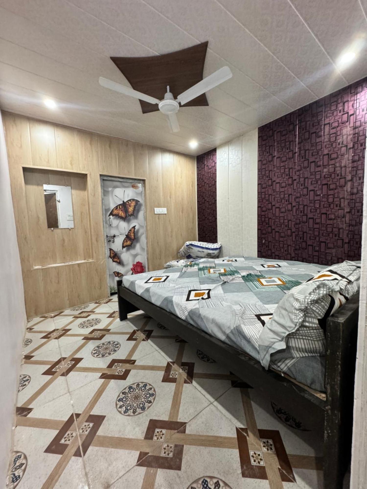 Pakhi Residency Vrindāvan Exterior foto